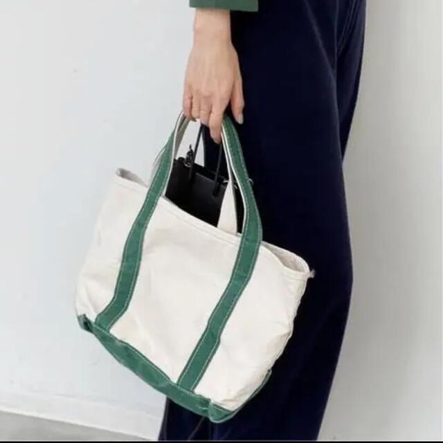 L'Appartement DEUXIEME CLASSE(アパルトモンドゥーズィエムクラス)のアパルトモン　エルエルビーン　canvas tote m グリーン レディースのバッグ(トートバッグ)の商品写真