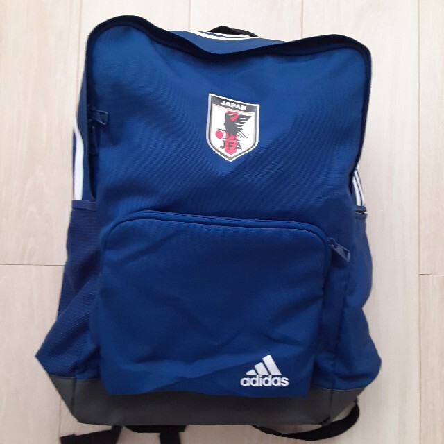 adidas(アディダス)の新品☆アディダス　サッカーリュック　バック　JFA 日本　公式 サムライブルー メンズのバッグ(バッグパック/リュック)の商品写真