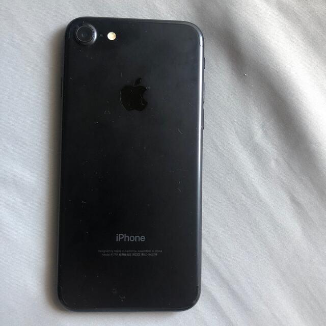 iPhone(アイフォーン)のiPhone7 本体 32G スマホ/家電/カメラのスマートフォン/携帯電話(スマートフォン本体)の商品写真