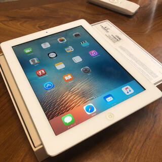 アイパッド(iPad)のApple iPad 2 Wi-Fiモデル 16GB 第2世代 ホワイト　動作品(タブレット)