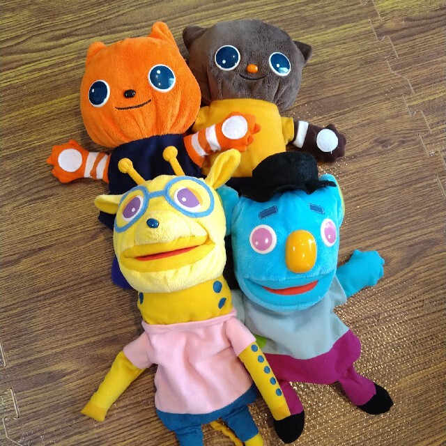【nananaさん専用】ワールドワイドキッズ　キャラクターパペット キッズ/ベビー/マタニティのおもちゃ(知育玩具)の商品写真