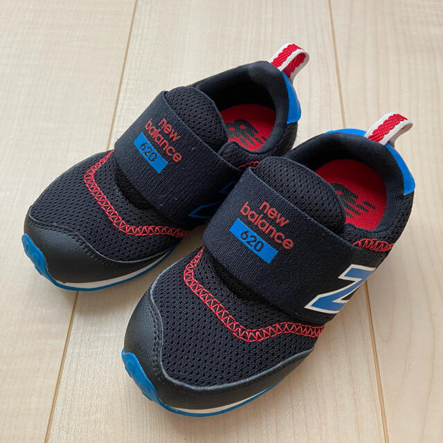 New Balance(ニューバランス)の【最終値下げ】ニューバランス　スニーカー　15cm キッズ/ベビー/マタニティのキッズ靴/シューズ(15cm~)(スニーカー)の商品写真