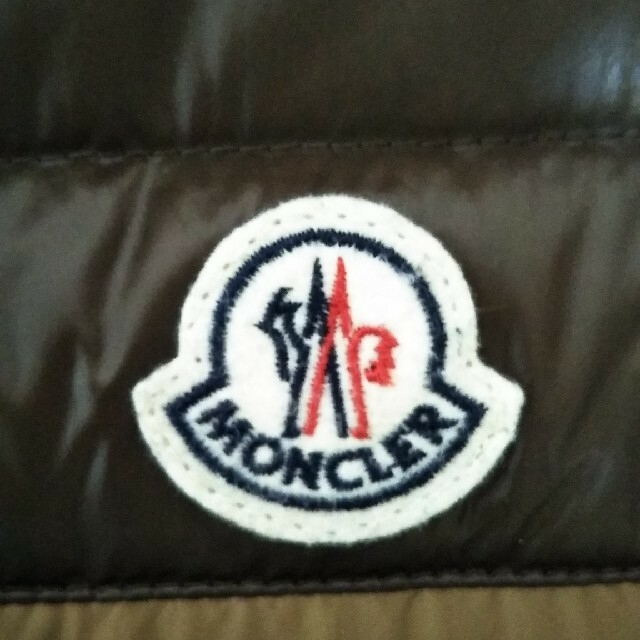 MONCLER(モンクレール)の【希少ブラウン】モンクレールMonclerデュプレスDUPRESサイズ0 メンズのジャケット/アウター(ダウンベスト)の商品写真