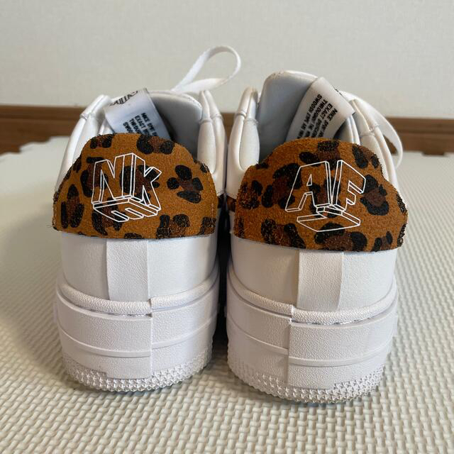 スニーカーNIKE  エアーフォース1 AF1 ピクセルSE レオパード