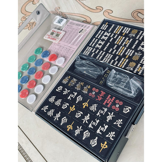 新品 未開封 高級麻雀牌 金龍 ケース入り 外箱付き 送料込の通販 by