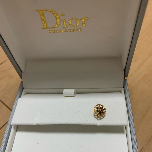 Dior(ディオール)のディオール　ローズデヴァン　ピアス レディースのアクセサリー(ピアス)の商品写真