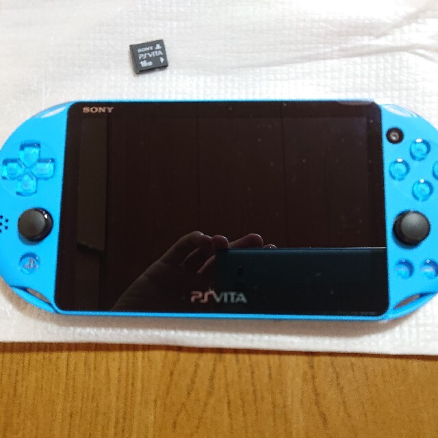 PlayStationVITA 本体  PCH-2000 ZA23 1