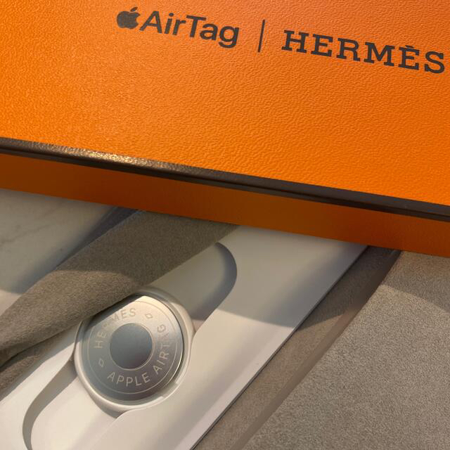 Hermes(エルメス)のエルメス　エアタグ　AirTag Hermèsバッグチャーム – ゴールド ハンドメイドのファッション小物(バッグチャーム)の商品写真