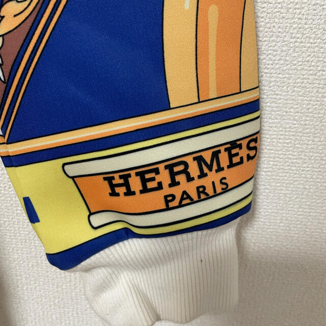 【超希少！】Hermès 総柄トレーナー