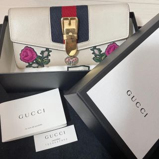 グッチ(Gucci)のGUCCI グッチ 長財布 シルヴィ エンブロイダリー レザー 花 フラワー刺繍(財布)