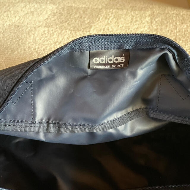 adidas(アディダス)のアディダス　スポーツパック紺 メンズのバッグ(バッグパック/リュック)の商品写真