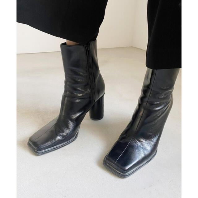 Ameri VINTAGE(アメリヴィンテージ)の【Mサイズ】UNDRESSED DIMENSIONAL SQUARE BOOTS レディースの靴/シューズ(ブーツ)の商品写真