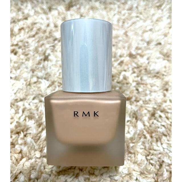 RMK(アールエムケー)のRMK リクイドファンデーション 102  コスメ/美容のベースメイク/化粧品(ファンデーション)の商品写真