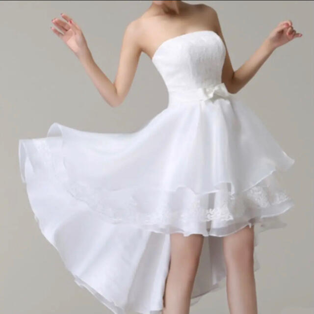 ホワイトドレス♡ネックレス付き♡