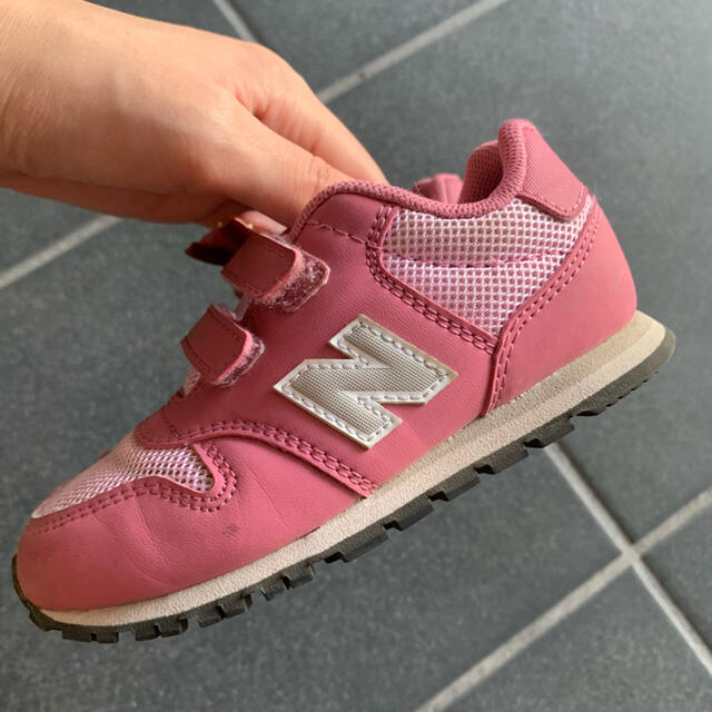 New Balance(ニューバランス)のNB ピンク　15㎝ キッズ/ベビー/マタニティのキッズ靴/シューズ(15cm~)(スニーカー)の商品写真