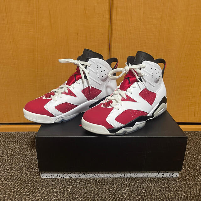 NIKE(ナイキ)のこんがーる様専用 NIKE AIR JORDAN 6 CARMINE メンズの靴/シューズ(スニーカー)の商品写真