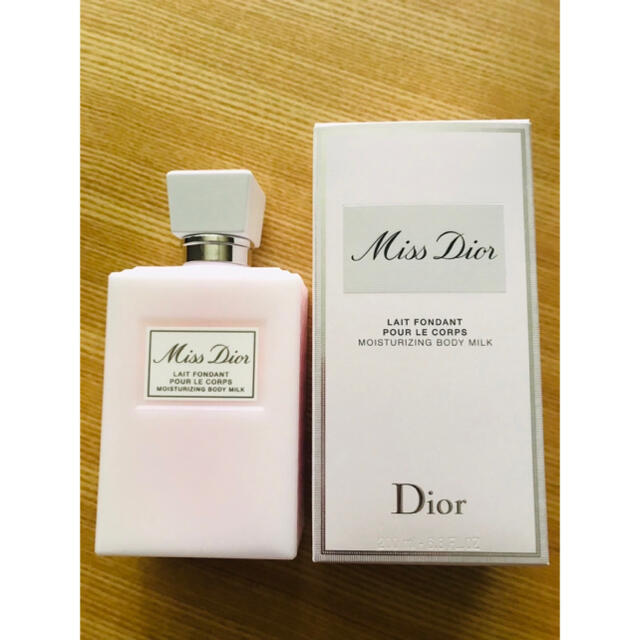 Dior(ディオール)の値下げしました。ミスディオール　ボディクリーム コスメ/美容のボディケア(ボディクリーム)の商品写真