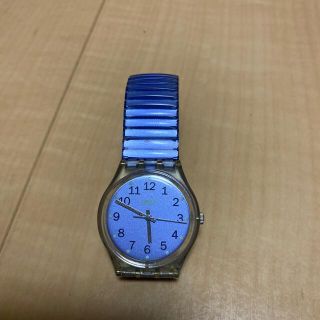 スウォッチ(swatch)の【swatch】パープルの伸縮バンド式アナログ時計（稼働）(腕時計)