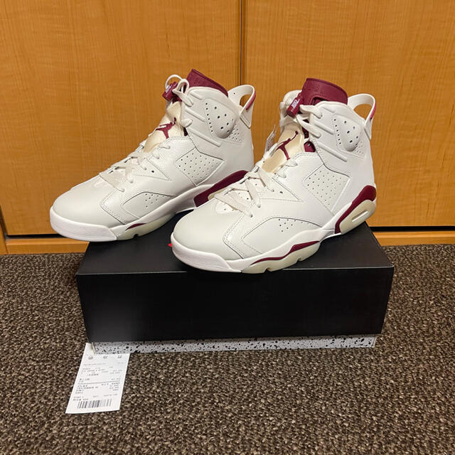 NIKE AIR JORDAN 6 MAROON