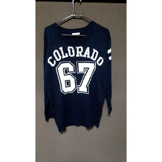 GRL(グレイル)の激安！美品！GRLグレイル！COLORADO67ロゴマーク付きセーター！M レディースのトップス(ニット/セーター)の商品写真