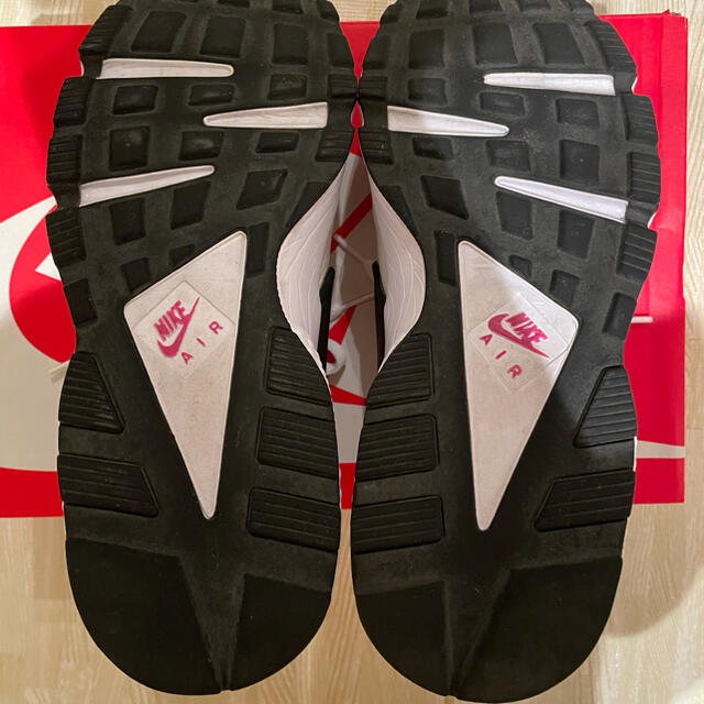 NIKE(ナイキ)の【びっきん様専用】NIKE AIR HUARACHE RUN '91 QS メンズの靴/シューズ(スニーカー)の商品写真