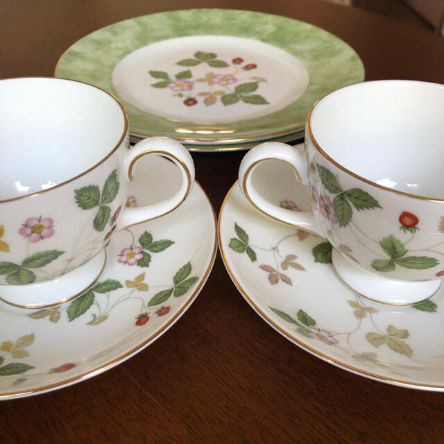 WEDGWOOD - 【黒壺美品】ウェッジウッド☆ワイルドストロベリー☆リー
