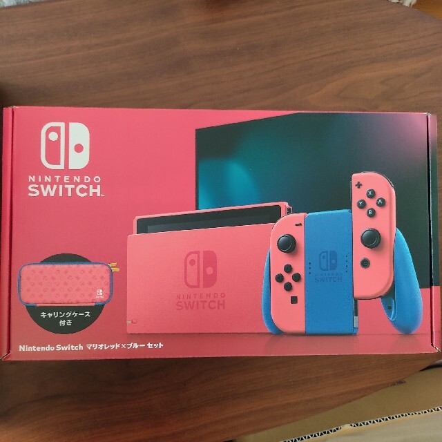 Nintendo Switch(ニンテンドースイッチ)の新品◆Nintendo Switch マリオレッド×ブルーセット エンタメ/ホビーのゲームソフト/ゲーム機本体(家庭用ゲーム機本体)の商品写真