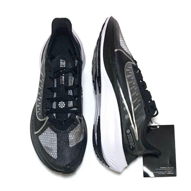 NIKE(ナイキ)のNIKE ZOOM GRAVITY 23.5センチ（箱なしでしたらお値引き可能） スポーツ/アウトドアのランニング(シューズ)の商品写真