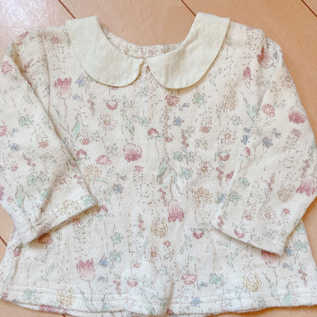 美品♡ベビー　キッズ　バースデイ　花柄　襟付き　トップス キッズ/ベビー/マタニティのベビー服(~85cm)(トレーナー)の商品写真