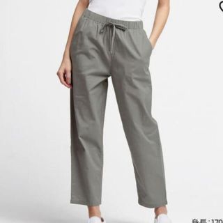 ユニクロ(UNIQLO)の★新品★UNIQLO★コットンリラックスアンクルパンツ★Green(カジュアルパンツ)