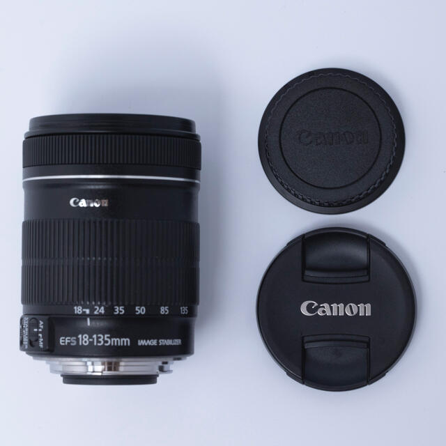 Canon(キヤノン)のCanonズームレンズEF-S 18-135mm F3.5-5.6 IS スマホ/家電/カメラのカメラ(レンズ(ズーム))の商品写真