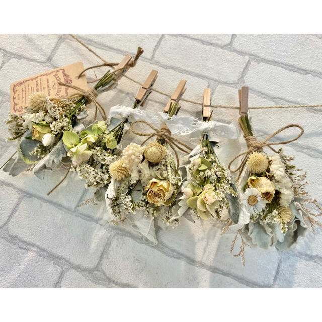 ドライフラワー スワッグ ガーランド❁437 薔薇ホワイト 白スターチス 花束
