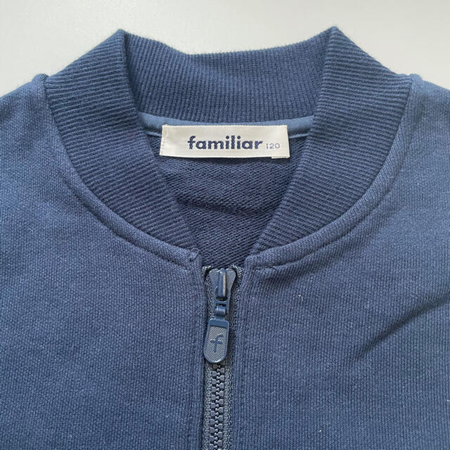 familiar(ファミリア)のfamiliar 新品未使用 ファミリア 120 男の子 上着 ベスト キッズ/ベビー/マタニティのキッズ服男の子用(90cm~)(ジャケット/上着)の商品写真