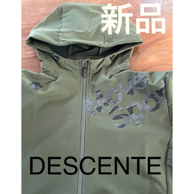 DESCENTE  フード付きパーカー