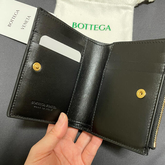 Bottega Veneta(ボッテガヴェネタ)のBOTTEGA VENETA イントレチャートのレザー製ウォレット レディースのファッション小物(財布)の商品写真