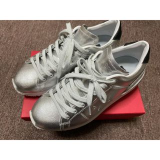 オニツカタイガー(Onitsuka Tiger)のオニツカ　タイガー　シルバー　25.0cm(スニーカー)