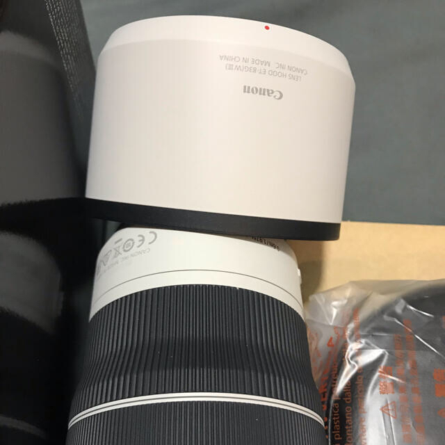 Canon(キヤノン)のRF70-200mm F4 L IS USM 値下げ不可新同品-2年保証有り スマホ/家電/カメラのカメラ(レンズ(ズーム))の商品写真