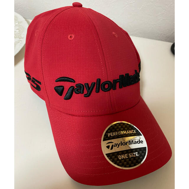 TaylorMade(テーラーメイド)のテーラーメイド　ツアーキャップ　未使用品 メンズの帽子(キャップ)の商品写真