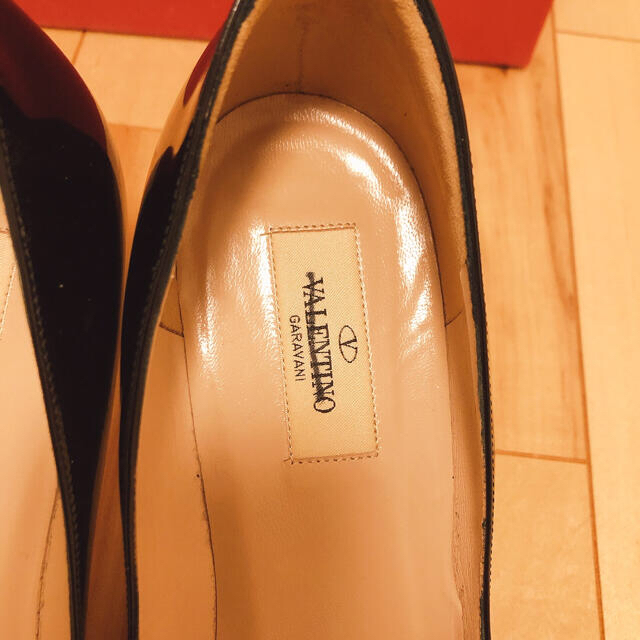 VALENTINO ピンヒール パンプス レディースの靴/シューズ(ハイヒール/パンプス)の商品写真