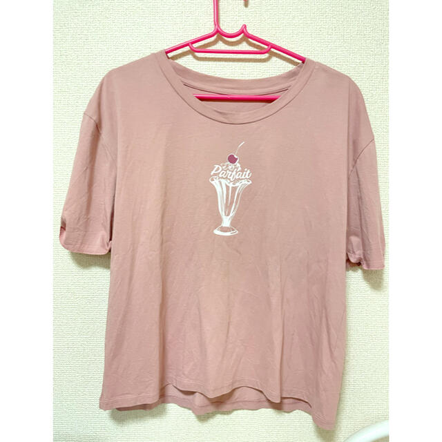 deicy(デイシー)のDEICY♡ Ｐａｒｆａｉｔ　Ｔシャツ レディースのトップス(Tシャツ(半袖/袖なし))の商品写真