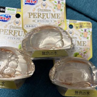 コバヤシセイヤク(小林製薬)の液体　ブルーレット　premium PERFUME ホワイトフローラ(日用品/生活雑貨)