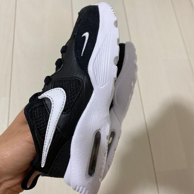 NIKE(ナイキ)のNIKE エアマックス キッズ 15cm キッズ/ベビー/マタニティのキッズ靴/シューズ(15cm~)(スニーカー)の商品写真