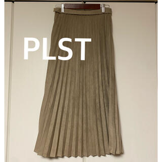プラステ(PLST)のPLST プリーツ スウェード スカート(ロングスカート)