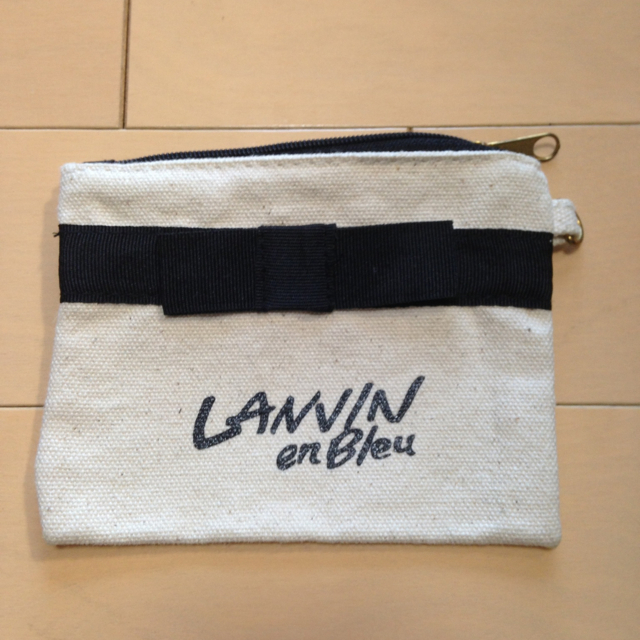 LANVIN(ランバン)のLANVIN   ポーチ レディースのファッション小物(ポーチ)の商品写真