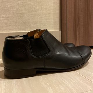 ザラ(ZARA)の本革　ショートブーツ　レザーブーツ　ブラック(ブーツ)