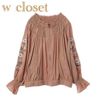 ダブルクローゼット(w closet)のw closet ダブルクローゼット 袖刺繍入りギャザーブルゾン(ブルゾン)