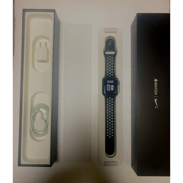 Apple(アップル)のApple Watch Series 2 NIKE メンズの時計(腕時計(デジタル))の商品写真