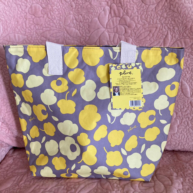 トートバッグ　マザーズバッグ　花柄　イエロー レディースのバッグ(トートバッグ)の商品写真