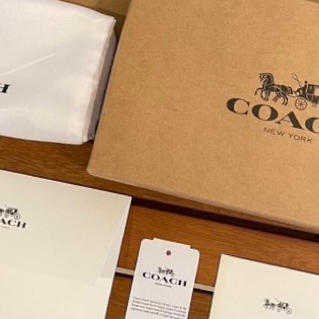 COACH(コーチ)の⌘箱付き・新品・未使用・正規品⌘ COACH 長財布 ホワイト チェック柄 レディースのファッション小物(財布)の商品写真