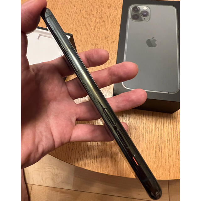 Apple(アップル)のSIMフリー iPhone11 Pro 64GB Midnight Green スマホ/家電/カメラのスマートフォン/携帯電話(スマートフォン本体)の商品写真